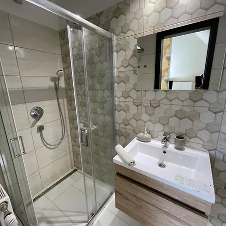 Szekely Fogado Self Check In Bed & Breakfast