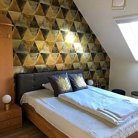 Szekely Fogado Self Check In Bed & Breakfast